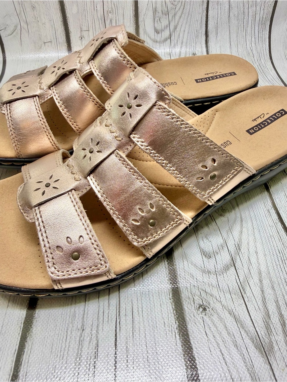 BRAND NEW Size 12 Clarks Leisa Spring slide sandals Rose Gold - Picture 5 of 8